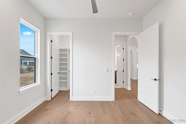 11922 S Vandalia Avenue, Tulsa, OK 74137