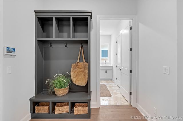 11922 S Vandalia Avenue, Tulsa, OK 74137