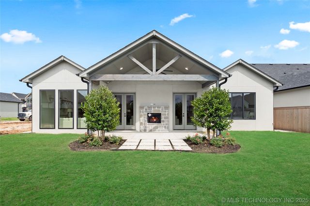 11922 S Vandalia Avenue, Tulsa, OK 74137