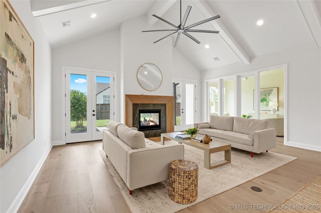 11922 S Vandalia Avenue, Tulsa, OK 74137