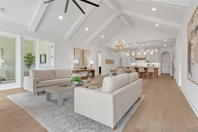 11922 S Vandalia Avenue, Tulsa, OK 74137