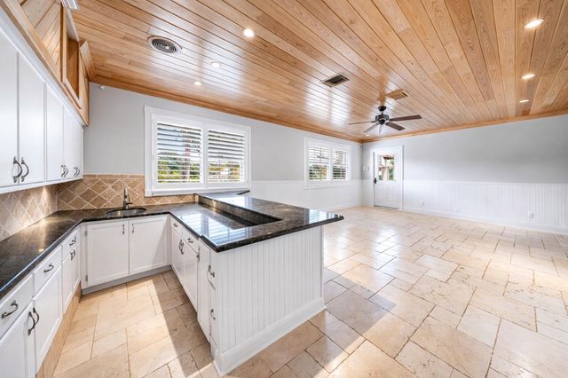 8035 Dillman Road, West Palm Beach, FL 33411