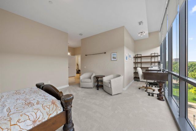 300 W Spring Street, 404, Columbus, OH 43215