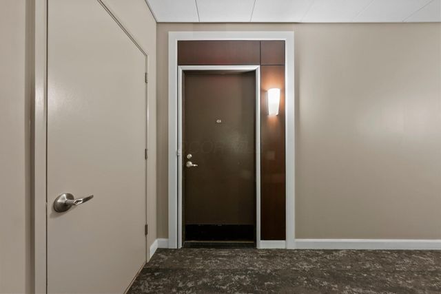 300 W Spring Street, 404, Columbus, OH 43215