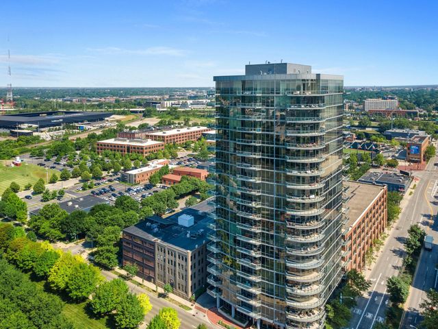 300 W Spring Street, 404, Columbus, OH 43215