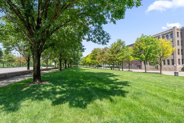 300 W Spring Street, 404, Columbus, OH 43215