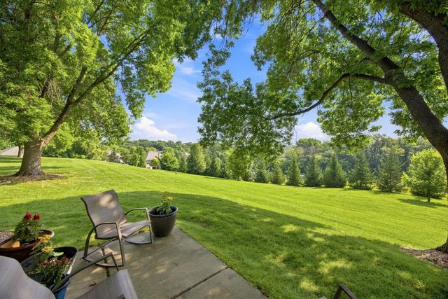 14000 44th Place N 2, Plymouth, MN 55446