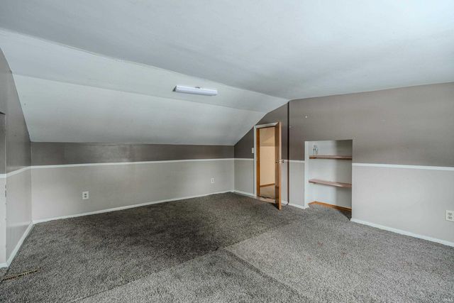 5223 Standish Drive, Fort Wayne, IN 46806