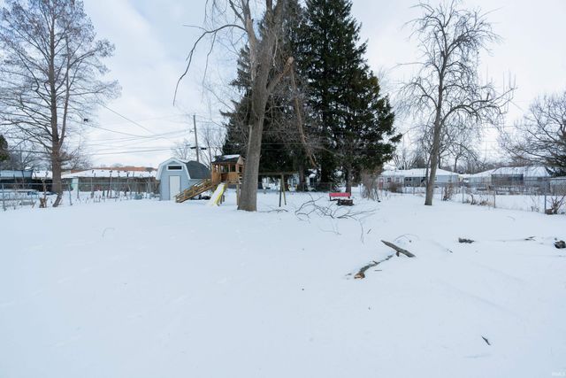 5223 Standish Drive, Fort Wayne, IN 46806