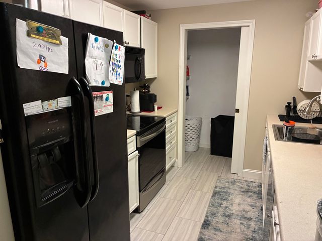 14 Crestview Cir Unit 160, Londonderry, NH 03053