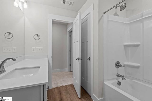 1536 Shallons Court, Spartanburg, SC 29301