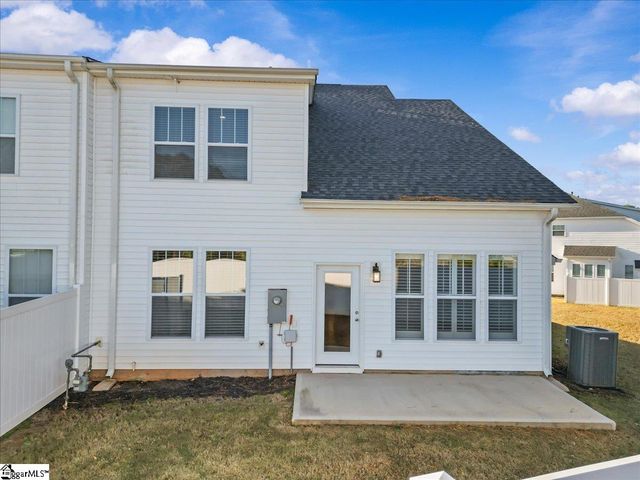 1536 Shallons Court, Spartanburg, SC 29301