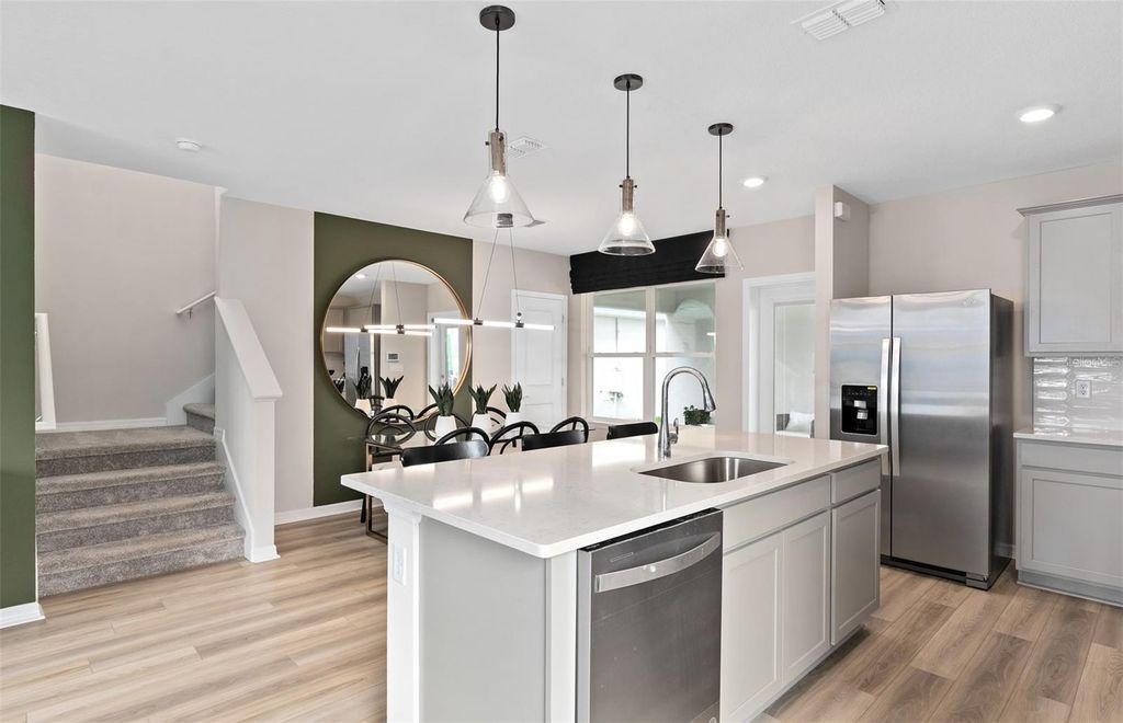 Image 6 of property listing at 6279 SUNNY TIME AVENUE, Winter Garden, FL 34787