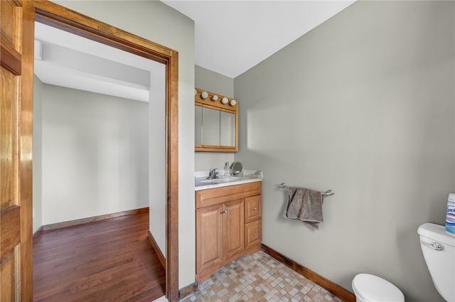 199 Lepes Road, Tiverton, RI 02878