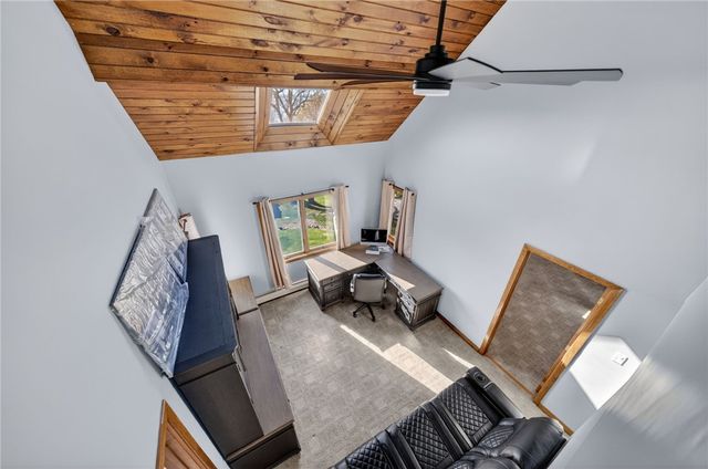 199 Lepes Road, Tiverton, RI 02878