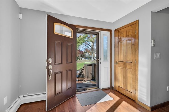 199 Lepes Road, Tiverton, RI 02878