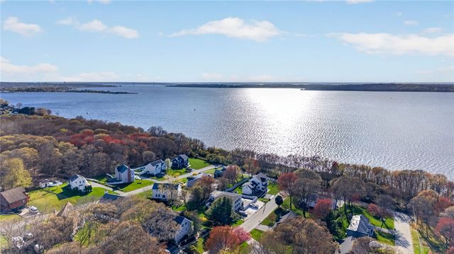 199 Lepes Road, Tiverton, RI 02878