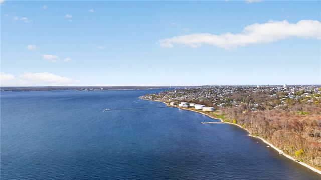 199 Lepes Road, Tiverton, RI 02878