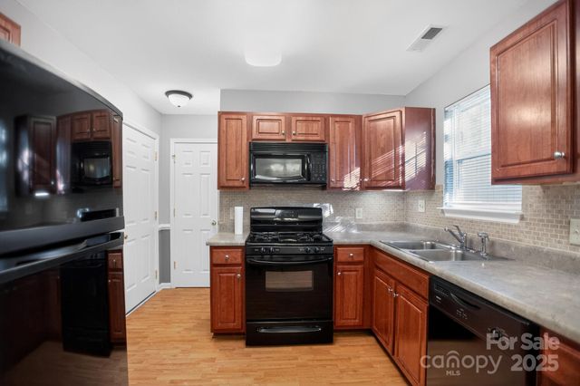 82 Old Salem Court, Fletcher, NC 28732