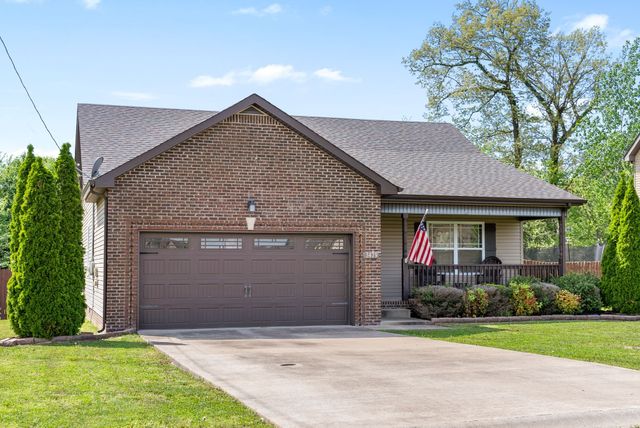 3479 Bradfield Dr, Clarksville, TN 37042