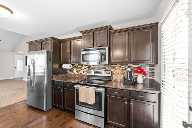 3479 Bradfield Dr, Clarksville, TN 37042