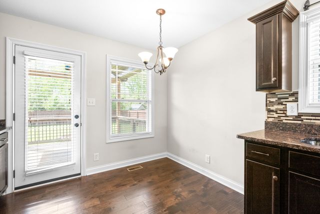3479 Bradfield Dr, Clarksville, TN 37042