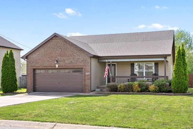 3479 Bradfield Dr, Clarksville, TN 37042