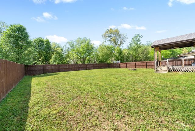 3479 Bradfield Dr, Clarksville, TN 37042