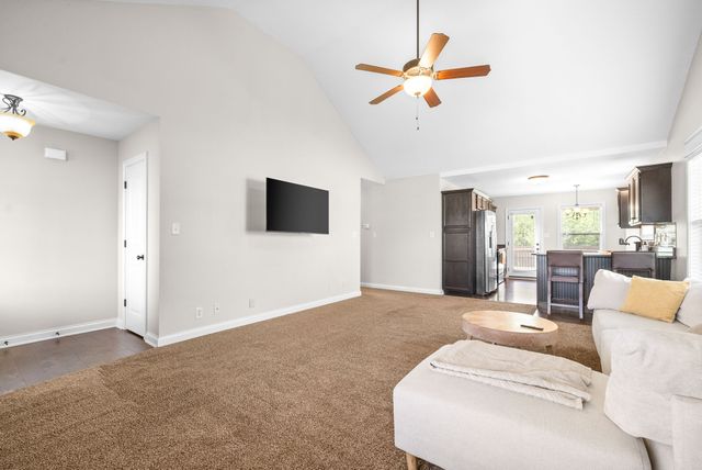 3479 Bradfield Dr, Clarksville, TN 37042