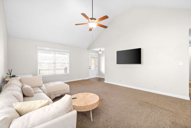 3479 Bradfield Dr, Clarksville, TN 37042