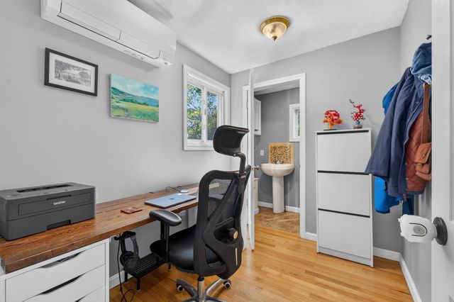 15 Draper St, Medford, MA 02155