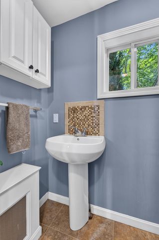 15 Draper St, Medford, MA 02155