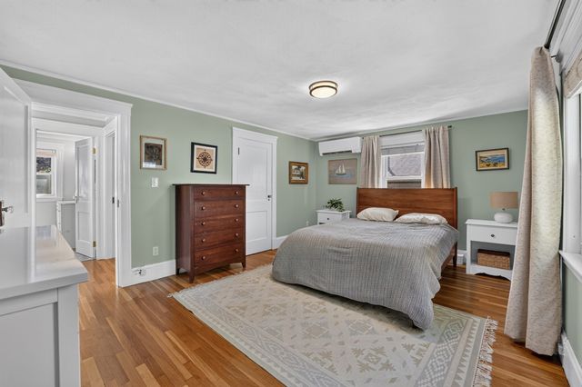 15 Draper St, Medford, MA 02155
