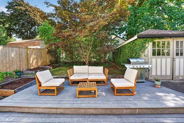 15 Draper St, Medford, MA 02155