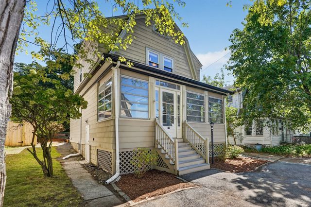 15 Draper St, Medford, MA 02155