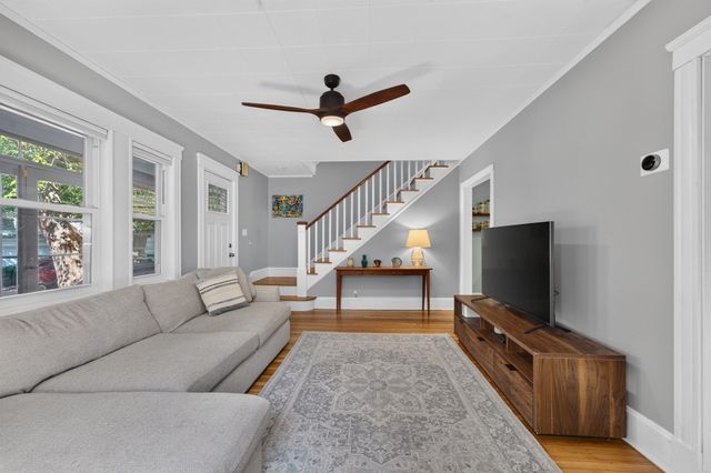 15 Draper St, Medford, MA 02155