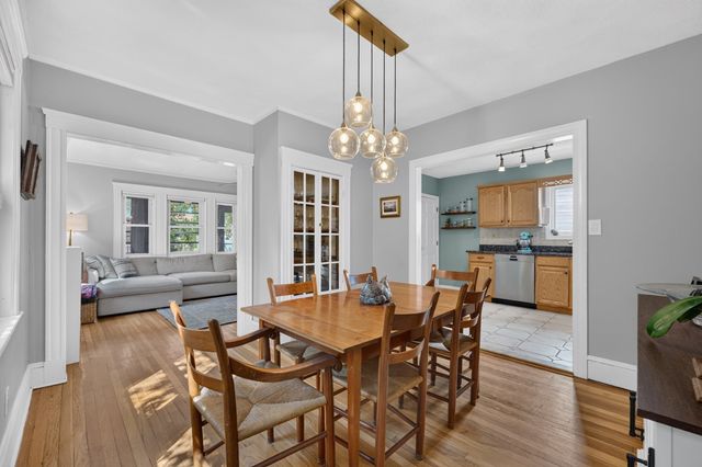 15 Draper St, Medford, MA 02155
