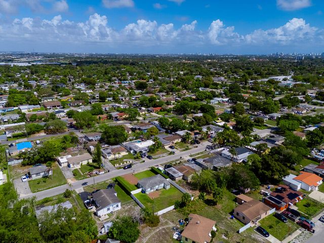 1648 NW 13th Street, Fort Lauderdale, FL 33311