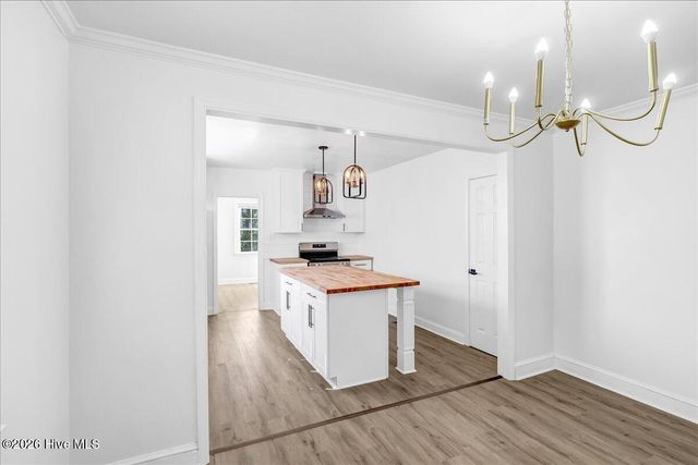 218 S West Street, Ahoskie, NC 27910