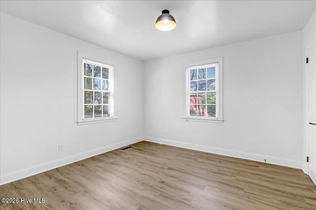 218 S West Street, Ahoskie, NC 27910