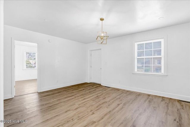 218 S West Street, Ahoskie, NC 27910