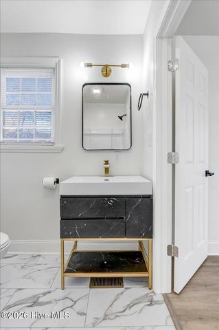 218 S West Street, Ahoskie, NC 27910