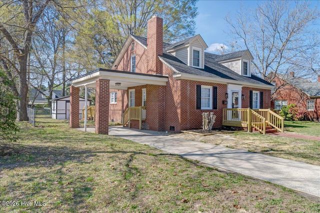 218 S West Street, Ahoskie, NC 27910