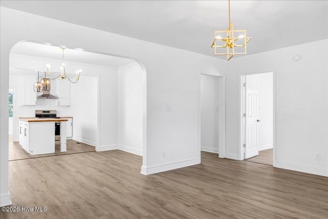 218 S West Street, Ahoskie, NC 27910