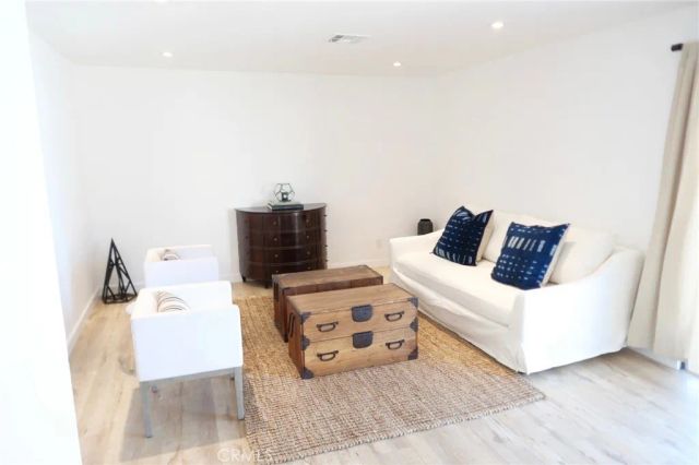 2640 Dalton Avenue, Los Angeles, CA 90018