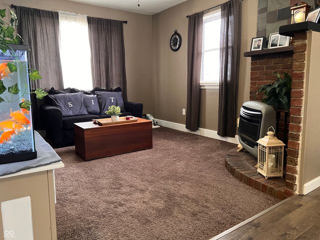 2 Walden Drive, Gas City, IN 46933