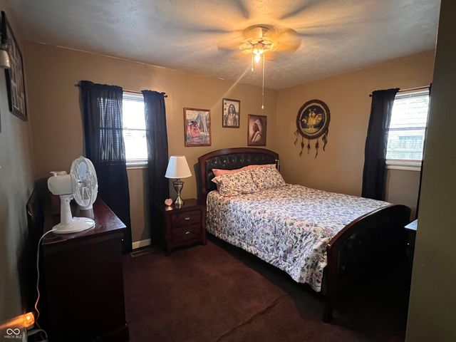 2 Walden Drive, Gas City, IN 46933