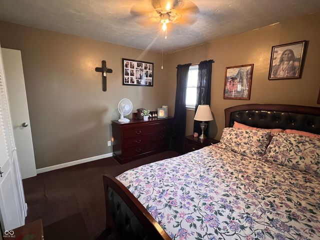 2 Walden Drive, Gas City, IN 46933