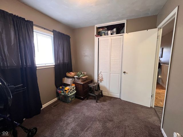 2 Walden Drive, Gas City, IN 46933