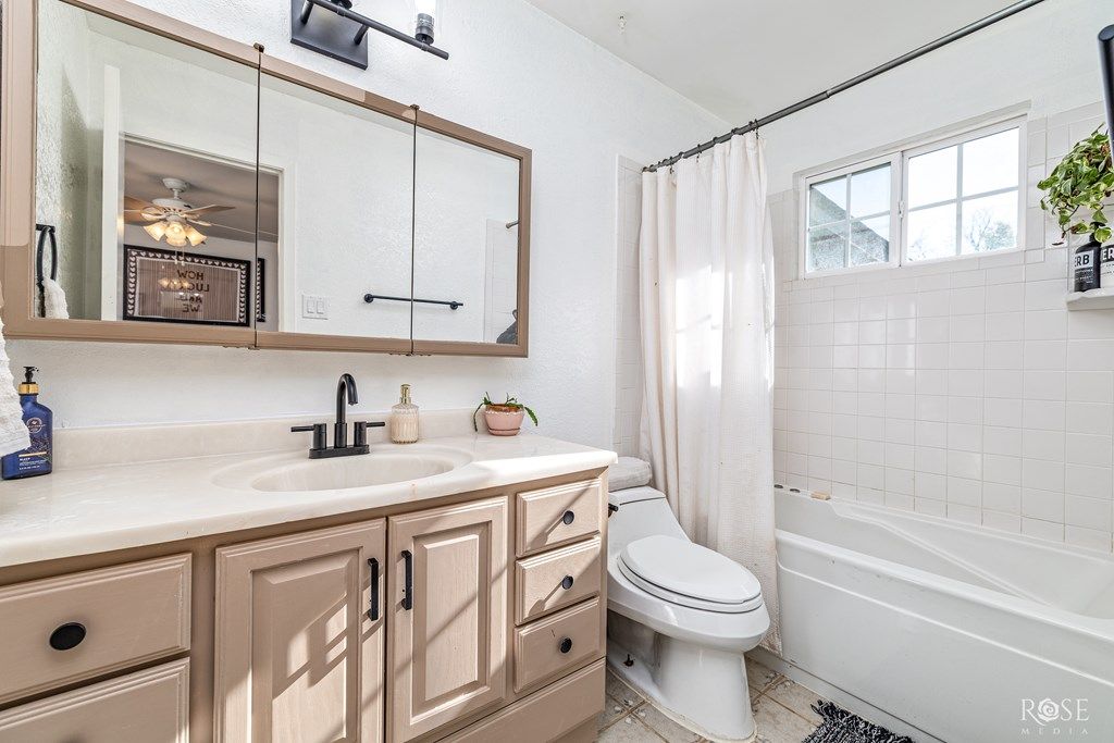 Image 13 of property listing at 3805 Sandstone Rd, San Angelo, TX 76904